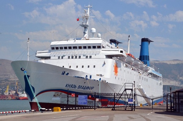 Лайнер «Князь Владимир» совершит заход в Сухум до конца года
Лайнер «Князь Владимир» совершит заход в Сухум до конца года