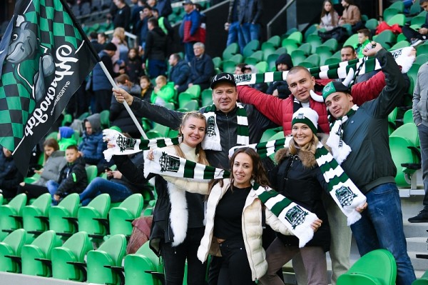 
            Матч «Краснодар» - «Ростов» вошел в топ-3 самых посещаемых в 15-м туре Премьер-лиги                    