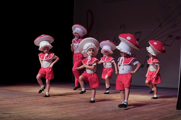 «неПросто искусство»: в Краснодаре прошел инклюзивный фестиваль
«неПросто искусство»: в Краснодаре прошел инклюзивный фестиваль