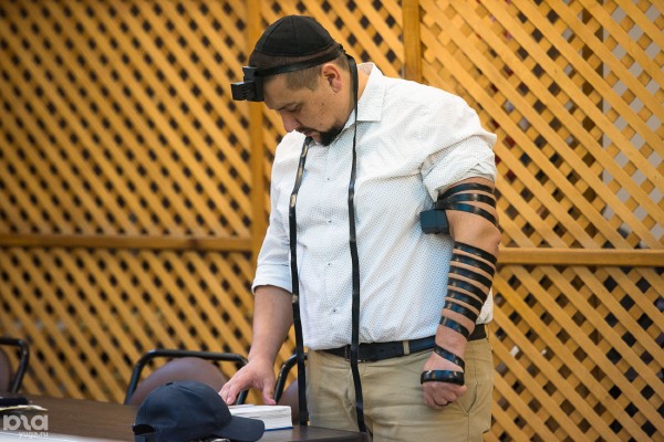 «У меня нет аттестата раввина — есть диплом химика». Интервью с главой еврейской общины Краснодара «У меня нет аттестата раввина — есть диплом химика». Интервью с главой еврейской общины Краснодара