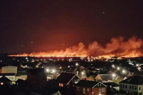 В Краснодарском крае горел камыш на площади 900 «квадратов»
В Краснодарском крае горел камыш на площади 900 «квадратов»