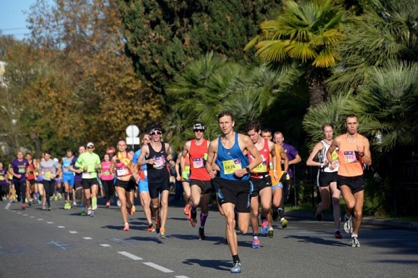 В Сочи в осеннем забеге примут участие около 4 тысяч человек
В Сочи в осеннем забеге примут участие около 4 тысяч человек