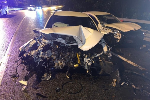 В Сочи в жестком ДТП пострадали водитель иномарки и пассажирка Яндекс.Такси
В Сочи в жестком ДТП пострадали водитель иномарки и пассажирка Яндекс.Такси