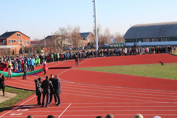 В трех муниципалитетах Кубани сегодня торжественно открылись спортивные объекты В трех муниципалитетах Кубани сегодня торжественно открылись спортивные объекты