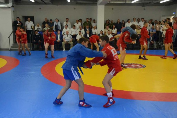 В Краснодарском крае вдвое увеличится количество школ с обязательным уроком самбо