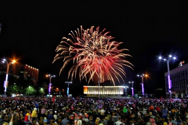 Новый год 2020 в Краснодаре: полная программа праздничных мероприятий Новый год 2020 в Краснодаре: полная программа праздничных мероприятий