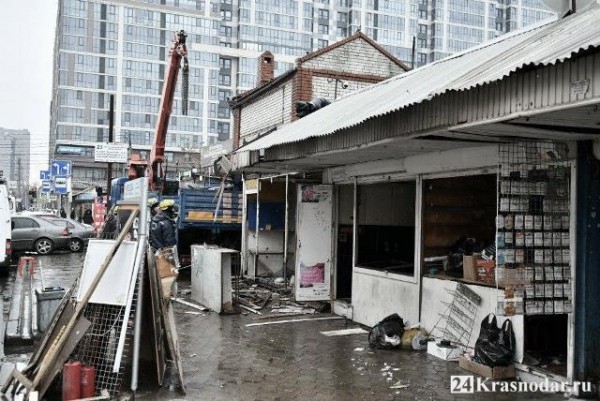 Снос Скобяного рынка Снос Скобяного рынка