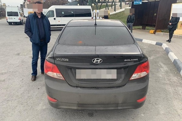 "Унюхали запах алкоголя": водитель, похожий на зампрокурора Новороссийска, дал по газам, когда его остановили гаишники "Унюхали запах алкоголя": водитель, похожий на зампрокурора Новороссийска, дал по газам, когда его остановили гаишники