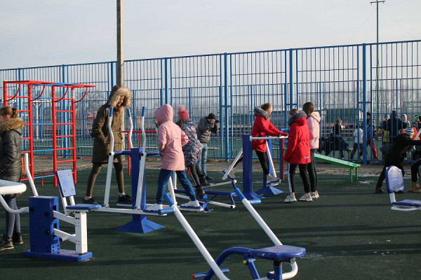 Дом культуры и новую парковую зону открыли в Брюховецком районе