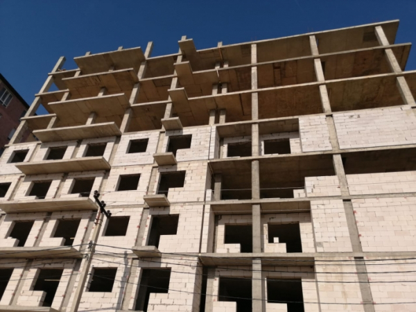 Зеленый свет самостроям: "дома-призраки" с нарушениями могут воскреснуть в Краснодаре Зеленый свет самостроям: "дома-призраки" с нарушениями могут воскреснуть в Краснодаре