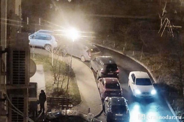 Выпал с 15 этажа в ФМР Выпал с 15 этажа в ФМР