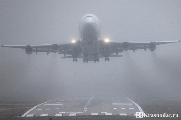 Самолет в тумане Самолет в тумане