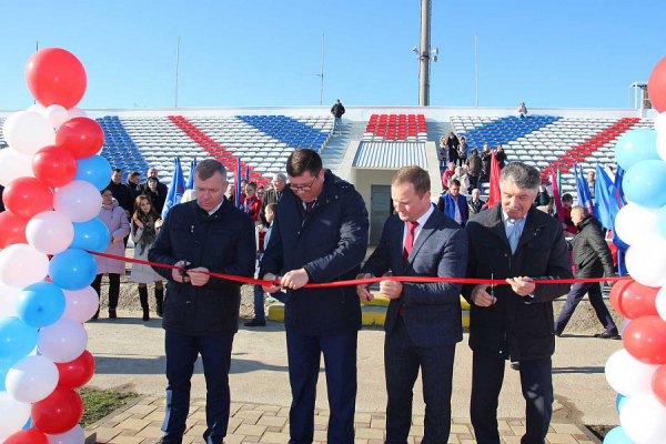 В трех муниципалитетах Кубани сегодня торжественно открылись спортивные объекты В трех муниципалитетах Кубани сегодня торжественно открылись спортивные объекты