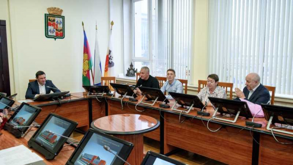 Евгений Первышов: Для развития в Краснодаре лучшей мировой школы по прыжкам на батуте построим ещё 2 батутных центра Евгений Первышов: Для развития в Краснодаре лучшей мировой школы по прыжкам на батуте построим ещё 2 батутных центра