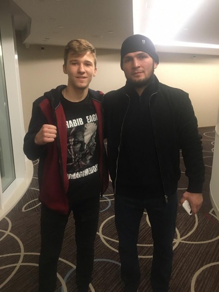 &laquo;Это лучший подарок на Новый год!&raquo;: Хабиб Нурмагомедов исполнил мечту школьника из Апшеронска