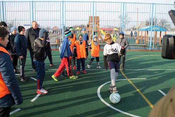 Дом культуры и новую парковую зону открыли в Брюховецком районе