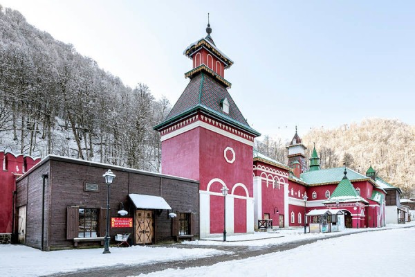 Еда на высоте. Гастрономический гид по заведениям курорта «Роза Хутор» Еда на высоте. Гастрономический гид по заведениям курорта «Роза Хутор»