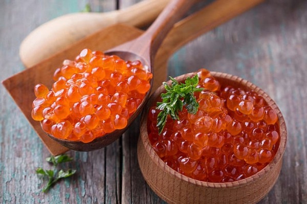 Эксперты рассказали о пользе и вреде красной икры
Эксперты рассказали о пользе и вреде красной икры