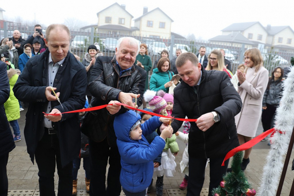 Открытие детского сада в Динском районе на 25% сократит районную очередь на дошкольное образование 