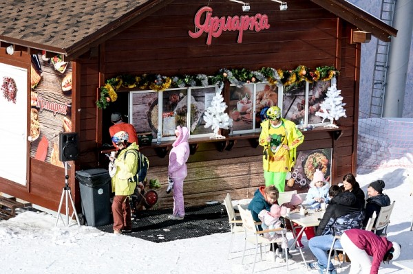 
            От лыжных трасс до ванн с &laquo;огненной водой&raquo;.Чем привлекает туристов зимний Сочи                     