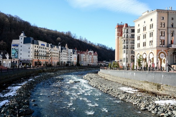 
            От лыжных трасс до ванн с &laquo;огненной водой&raquo;.Чем привлекает туристов зимний Сочи                     