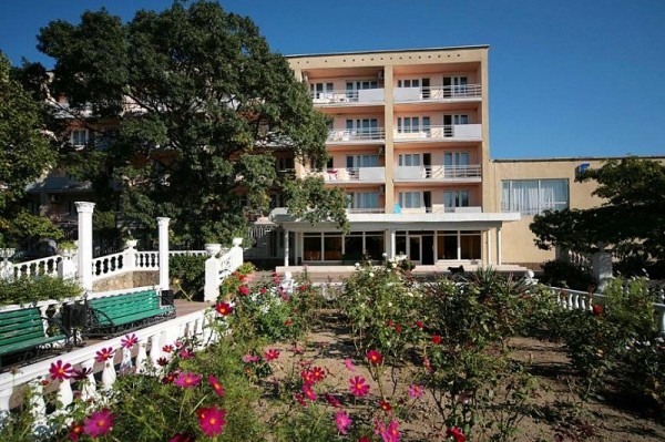 Росимущество продает пансионат в Геленджике за 120,4 млн рублей
Росимущество продает пансионат в Геленджике за 120,4 млн рублей