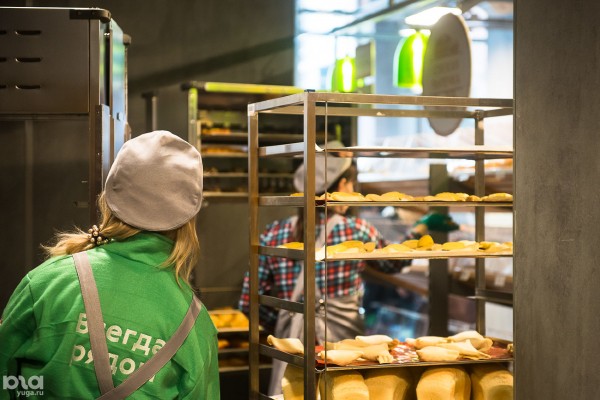 Современный дизайн и по-прежнему низкие цены. В Краснодаре открылись первые «Пятёрочки» в новой концепции Современный дизайн и по-прежнему низкие цены. В Краснодаре открылись первые «Пятёрочки» в новой концепции