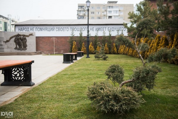 «У нас полгорода на костях — "расстрельный угол" можно открывать где угодно». Что думают эксперты о новом мемориале в центре Краснодара «У нас полгорода на костях — "расстрельный угол" можно открывать где угодно». Что думают эксперты о новом мемориале в центре Краснодара