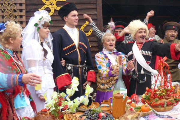 В Краснодаре вышел в свет очередной том серии «История, этнография, фольклор Кубани»
В Краснодаре вышел в свет очередной том серии «История, этнография, фольклор Кубани»