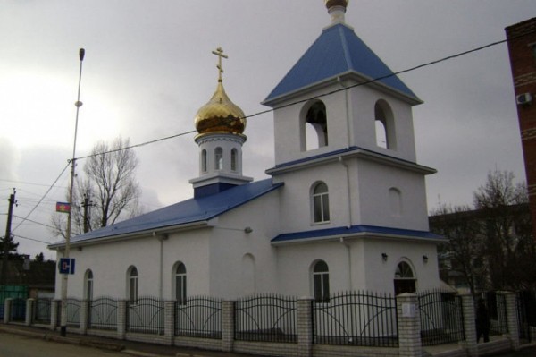 В Краснодарском крае неизвестный вынес из храма бокс с пожертвованиями и попал на видео
В Краснодарском крае неизвестный вынес из храма бокс с пожертвованиями и попал на видео