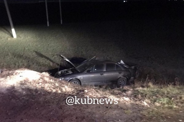 В Краснодарском крае столкнулись две иномарки и ВАЗ. Пострадал один человек
В Краснодарском крае столкнулись две иномарки и ВАЗ. Пострадал один человек