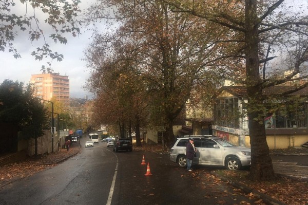 
            В Сочи иномарка сбила двух человек, в том числе 3-летнего ребенка                    