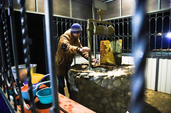 И в купели, и в море: На Кубани отмечают праздник Крещения Господня