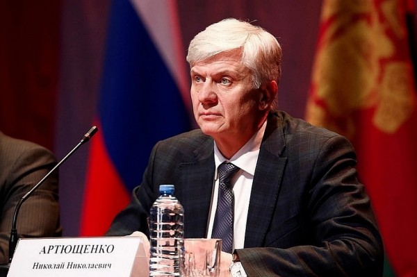 Глава Усть-Лабинского района Николай Артющенко сам попросил об отставке