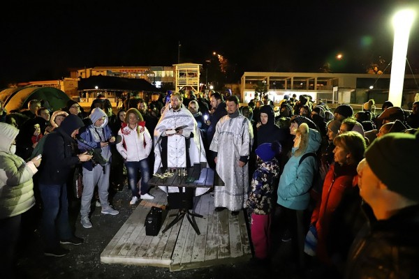 И в купели, и в море: На Кубани отмечают праздник Крещения Господня