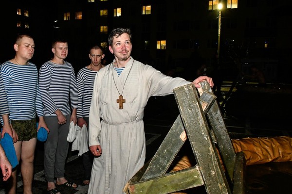 И в купели, и в море: На Кубани отмечают праздник Крещения Господня