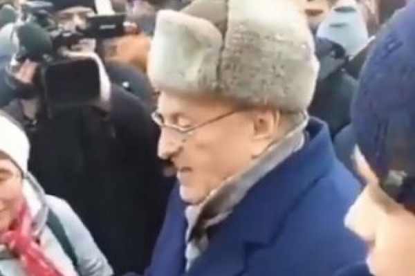 Скандал с высказываниями Жириновского о «холопах и крепостных» дошел до Госдумы Скандал с высказываниями Жириновского о «холопах и крепостных» дошел до Госдумы