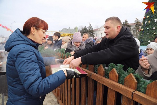 В Тимашевске на Новый год сварили 100 литров борща В Тимашевске на Новый год сварили 100 литров борща