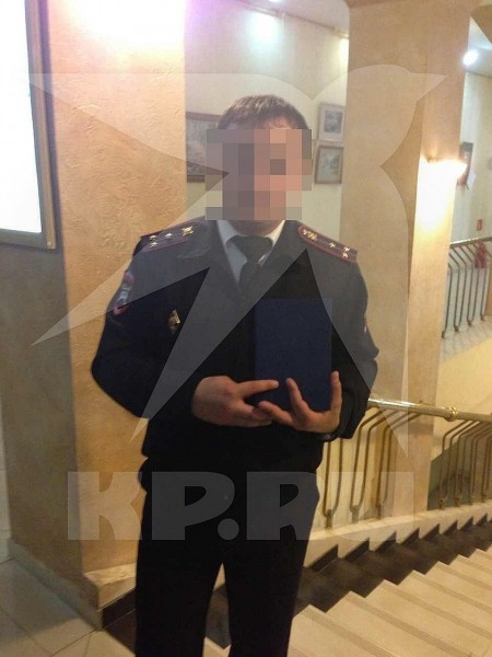 Краснодарский гаишник, у которого нашли дорогие часы и украшения, замешан еще в одном вымогательстве