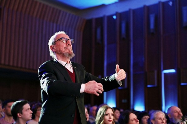 
            Губернатор края Вениамин Кондратьев побывал на Рождественском концерте Кубанского казачьего хора                    