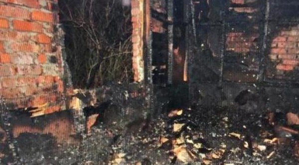 Один человек погиб при пожаре в доме в Тимашевске Один человек погиб при пожаре в доме в Тимашевске