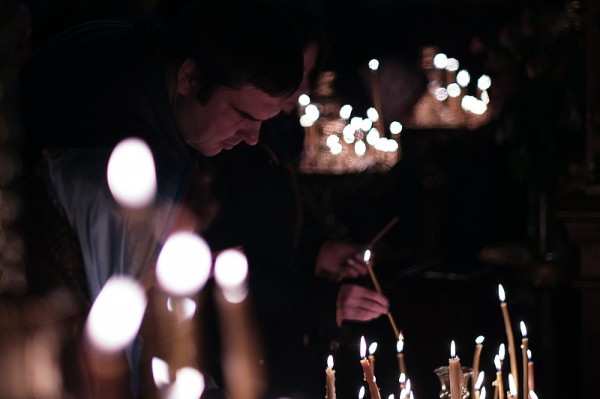 В Рождественскую ночь во всех храмах Краснодара прошли торжественные богослужения
В Рождественскую ночь во всех храмах Краснодара прошли торжественные богослужения