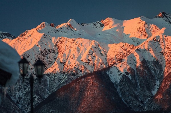 В Сочи задержан владелец квадрокоптера, снимавший горы в приграничной зоне
В Сочи задержан владелец квадрокоптера, снимавший горы в приграничной зоне
