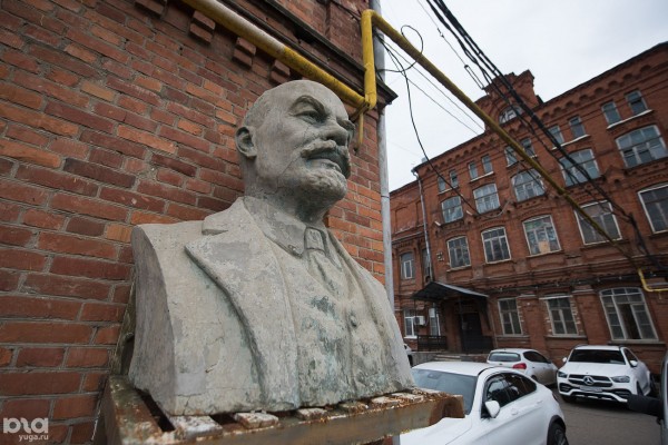 Живее всех живых. 15 памятников Ленину в Краснодаре