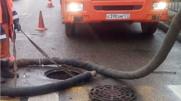 Уже расчищено более 58 км сетей ливневой канализации Краснодара