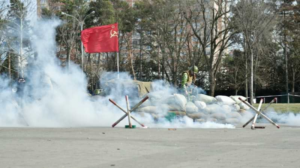 Торжественный митинг в память погибших в Афганистане прошел в Чистяковской Роще Краснодара Торжественный митинг в память погибших в Афганистане прошел в Чистяковской Роще Краснодара