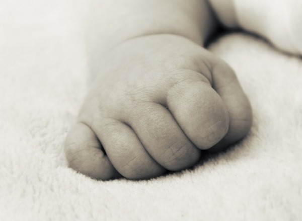 В Краснодарском крае на улице найдено тело новорожденного ребенка В Краснодарском крае на улице найдено тело новорожденного ребенка