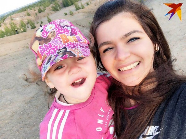 «Сердце разрывается!»: женщина полгода не видит двухлетнюю дочь, которую забрал бывший супруг «Сердце разрывается!»: женщина полгода не видит двухлетнюю дочь, которую забрал бывший супруг