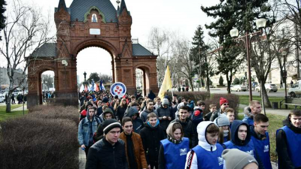Торжественный митинг в память погибших в Афганистане прошел в Чистяковской Роще Краснодара Торжественный митинг в память погибших в Афганистане прошел в Чистяковской Роще Краснодара