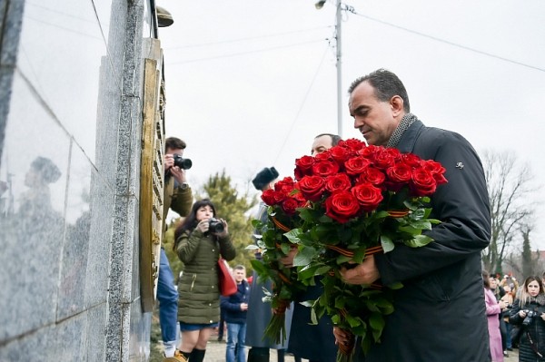 
            23 февраля в Краснодаре почтили память воинов Великой Отечественной войны                    